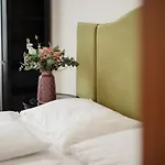 Pensión Austis 3*