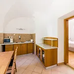 Pensión Austis 3*