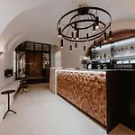 Austis Pensión Znojmo