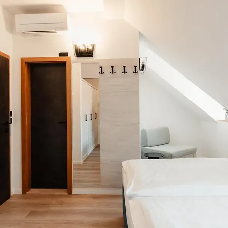Austis Guest house