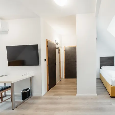 Austis Guest house